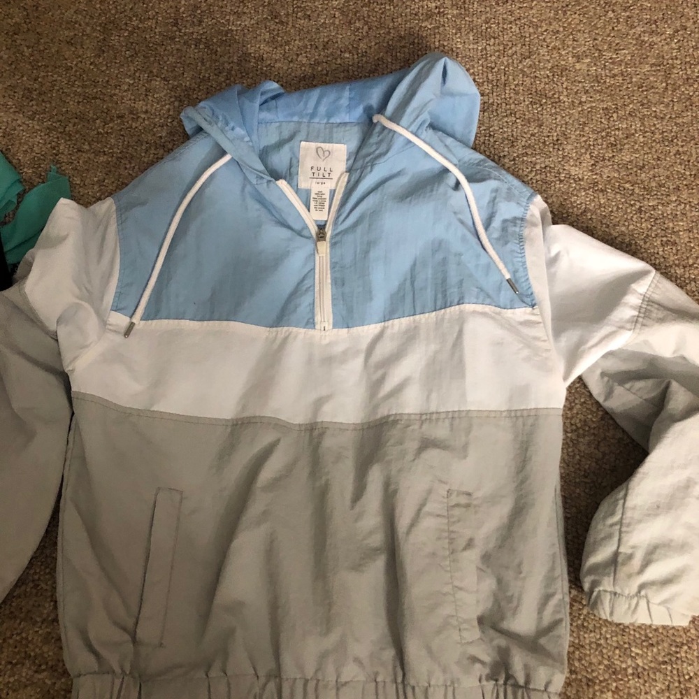 Pull over quarter zip windbreaker 💨